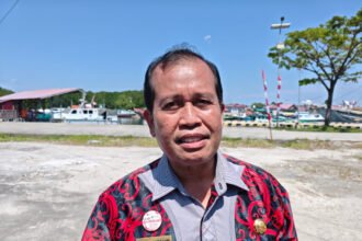 Asdar Ibrahim.