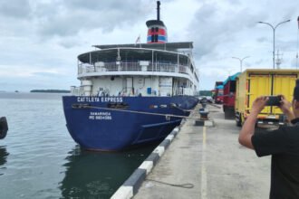 Pelabuhan Loktuan Bontang.