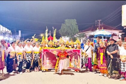 DPMPTSP Bontang saat mengikuti Bontang City Carnival 2025.