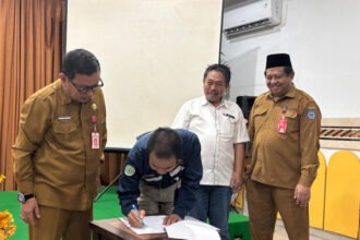 PT EUP dan Black Bear menandatangani kemitraan dengan UMKM.