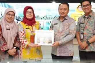 Tanda Cinta untuk Pegawai Purna Tugas, RSUD Taman Husada Teguhkan Budaya Apresiasi