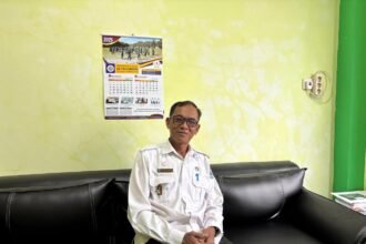 Kepala Sekolah SMP Negeri 1 Kota Bontang. (istimewa)