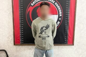 tersangka pengedar narkoba di tangkap polres kutim. (istimewa)