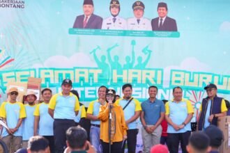 wali kota Bontang Neni Moerniaeni pada acara may day 2026. (istimewa)
