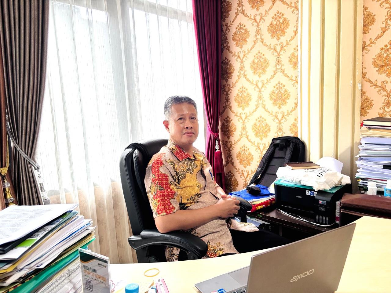 Analis Kebijakan Ahli Madya, Bidang Penanaman Modal DPM-PTSP Kota Bontang, Karel. (istimewa)