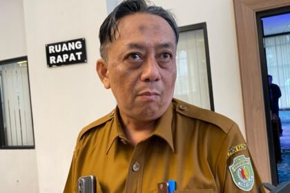 Kepala Disnakertrans Kaltim Rozani Erawadi. (istimewa)
