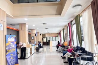 Layanan perizinan dan konsultasi di Kantor DPM-PTSP Kota Bontang