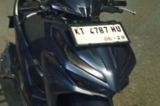 Motor yang diduga milik pelaku tertinggal di lokasi kejadian.
