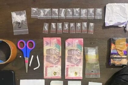Barang bukti yang diamankan polisi dari tersangka. (Dok.Polsek Melak)