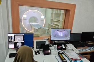 Petugas Ruangan MRI RSUD Taman Husada (Radar Kaltim).