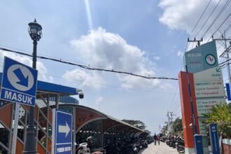 Mesin parkir kendaraan roda dua di RSUD Taman Husada Bontang