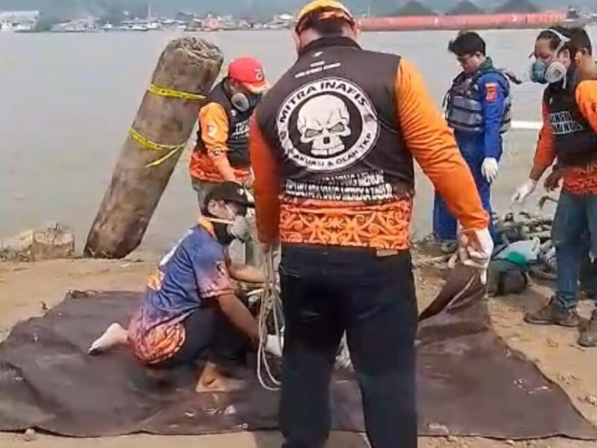 Tangkapan Layar saat proses evakuasi Korban.